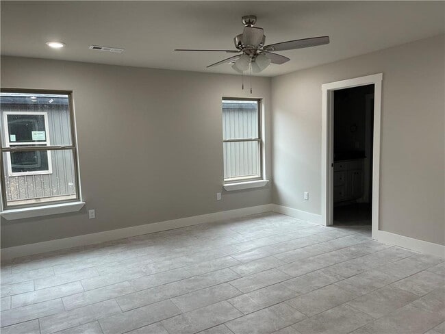 Photo - 505 N Collins Ave