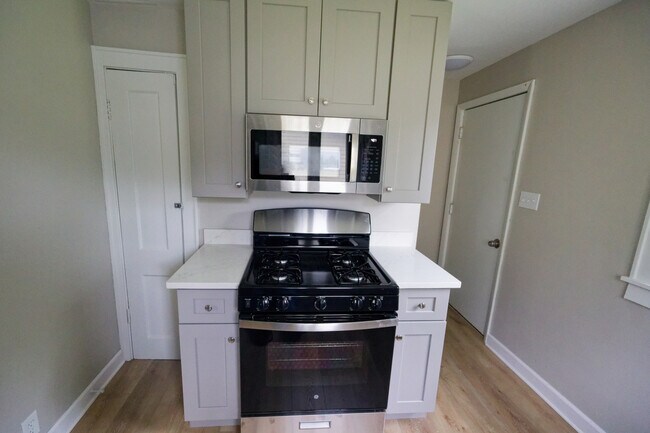 Photo - 714 N Green St