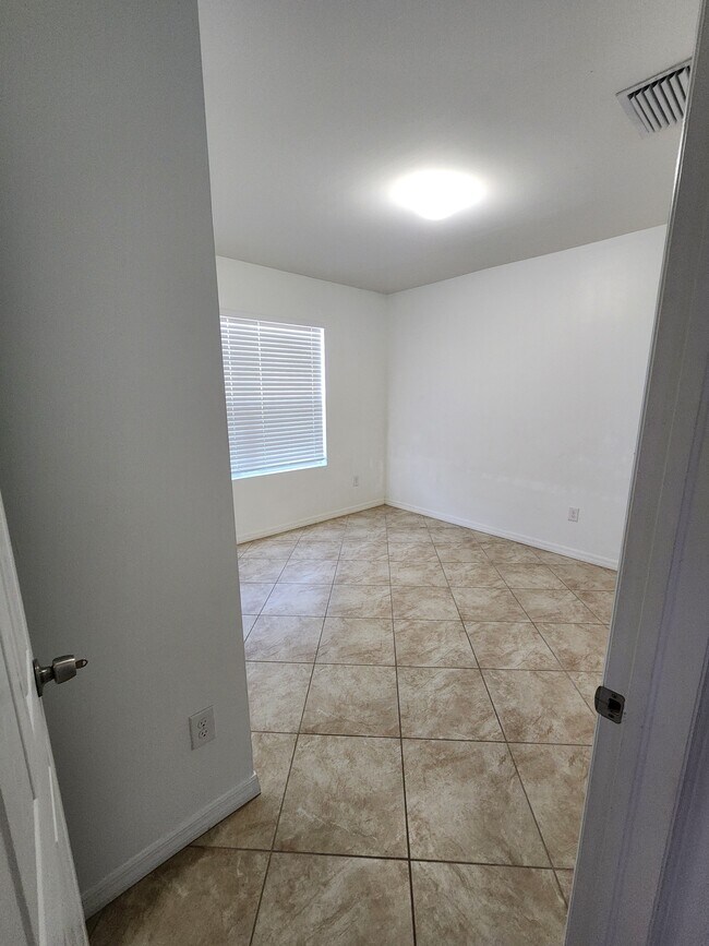 Photo - 220 SW 19th Terrace