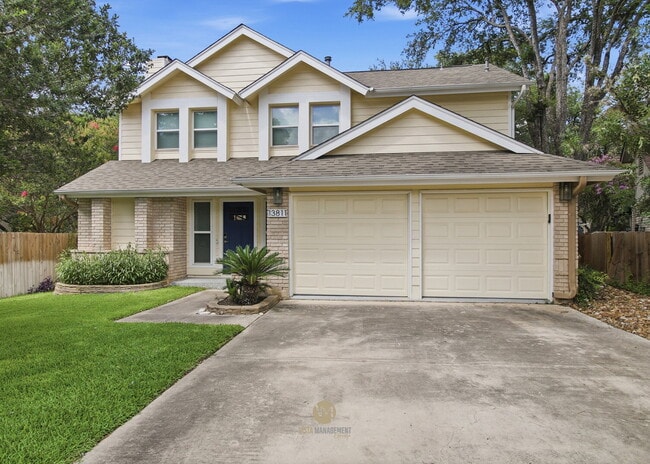 Building Photo - 13811 Stone Hollow