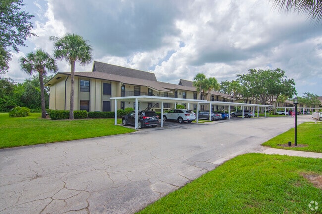Building Photo - 27 Plantation Dr Unit 202 Rental