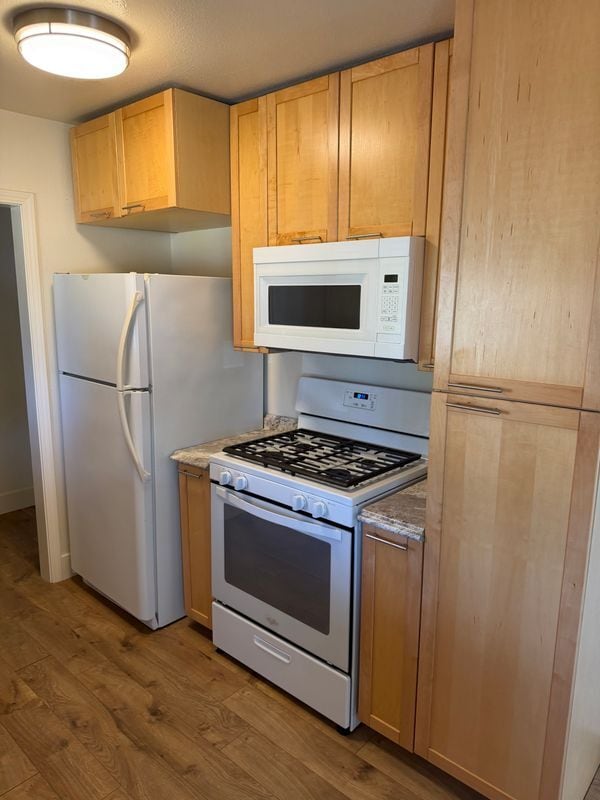 Photo - 6552 Miles Ln