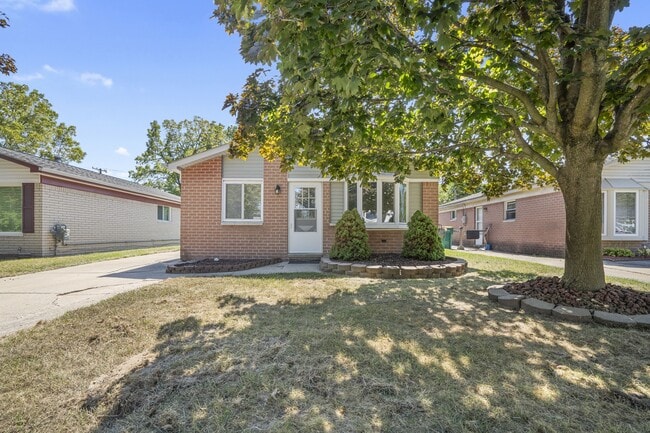 Building Photo - 23639 Liddle St Rental
