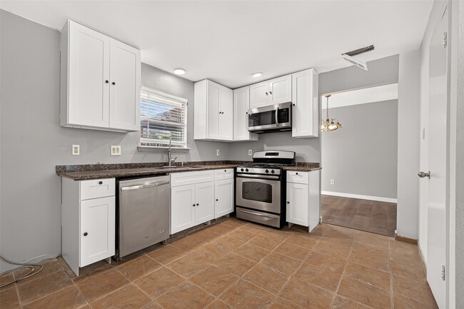 Photo - 10814 Parkland Woods Dr