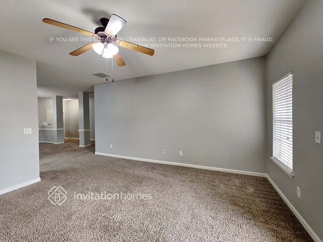 Photo - 605 City Park Dr