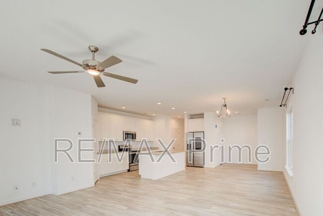 Photo - 2413 Trafton Pl