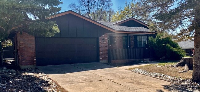 Building Photo - Available Soon!