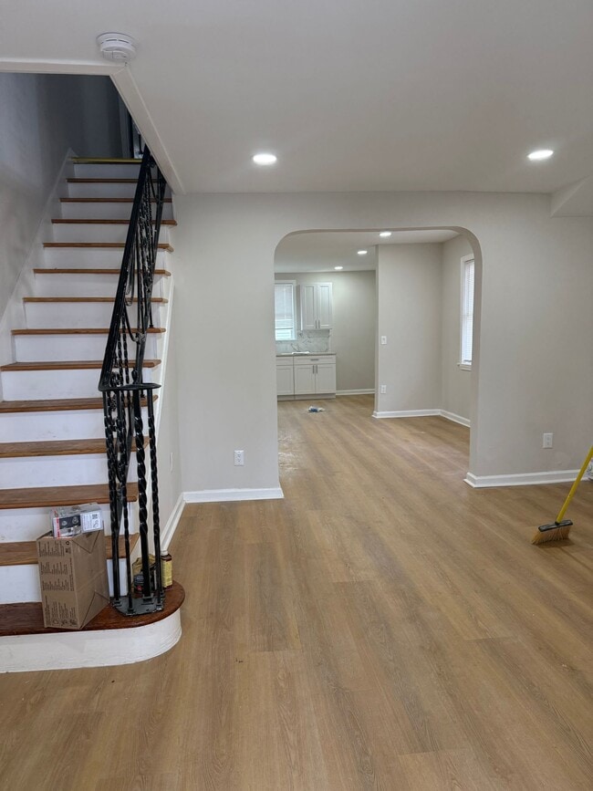 Building Photo - 4050 Maywood St Rental
