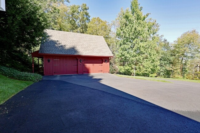 Photo - 36-40 Fox Run Rd