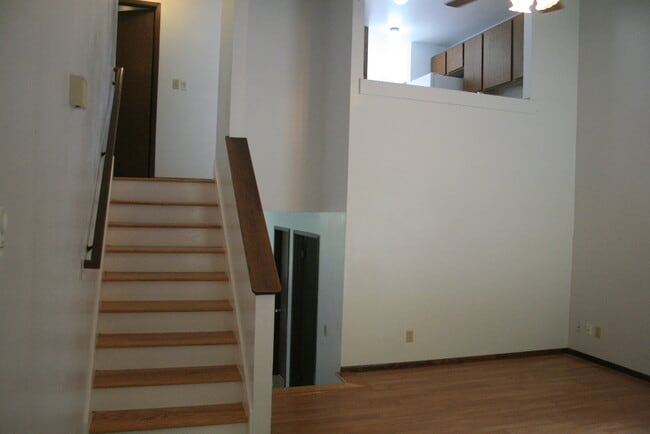 Photo - 6357 Illahee Rd NE