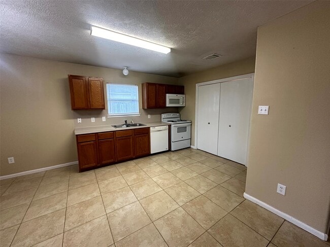 Photo - 8840 E Buffalo Cir