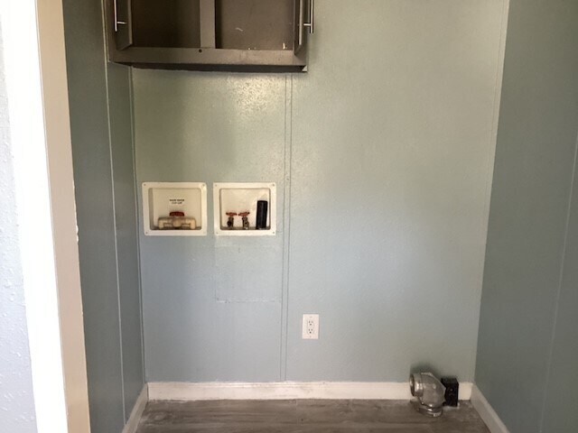 Photo - 306 W Wallisville Rd