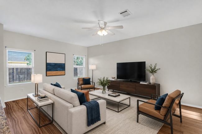 Photo - 1702 Wild Rye Cir