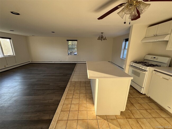 Photo - 906 Polk Ave Unidad 2