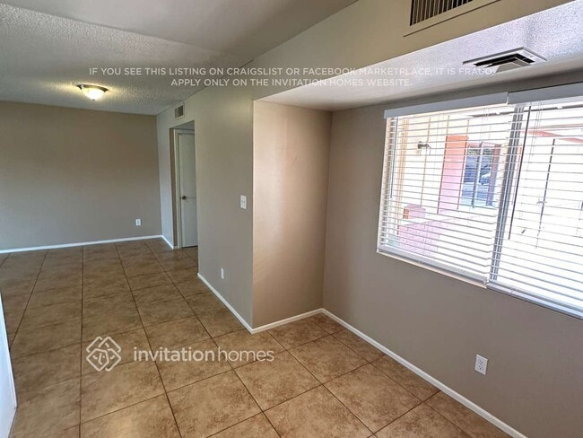 Photo - 3828 W Lane Ave