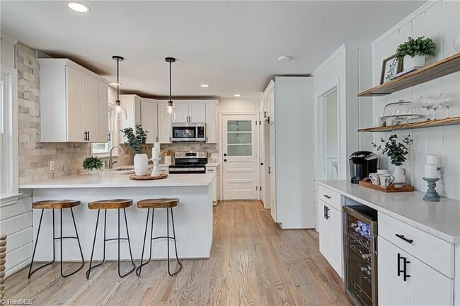 Photo - 1145 Twin Oak Dr