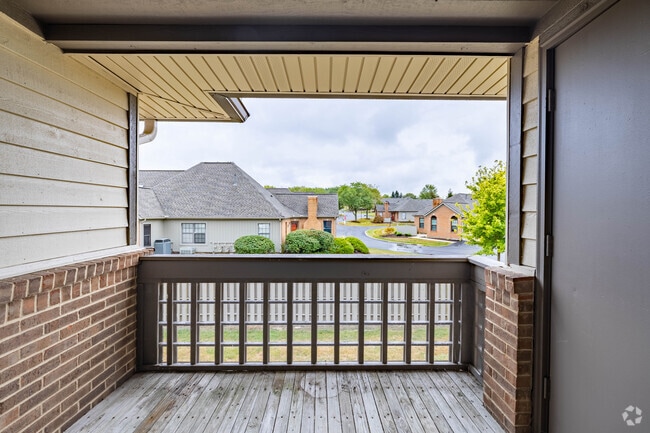 1BR, 1BA - 767SF - Balcony