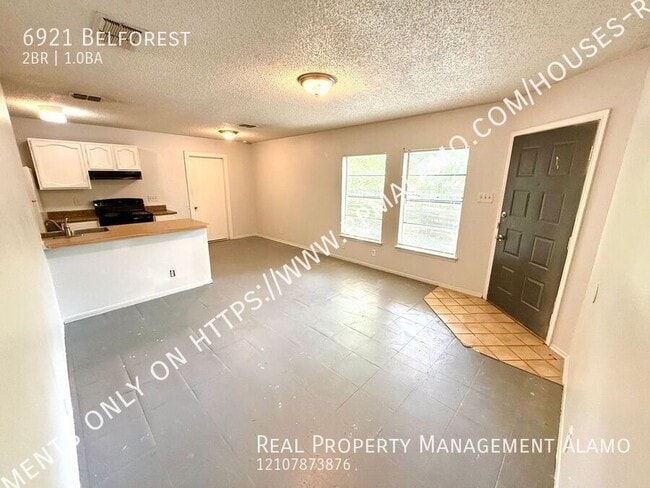 Photo - 6921 Belforest-