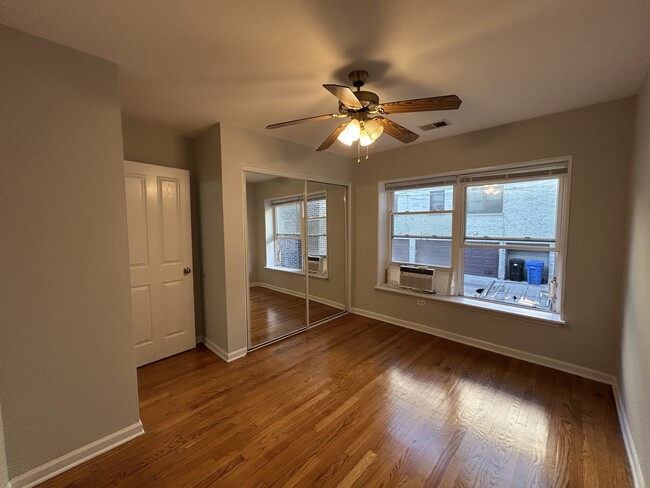 Photo - 6535 N Mozart St Unit 1R