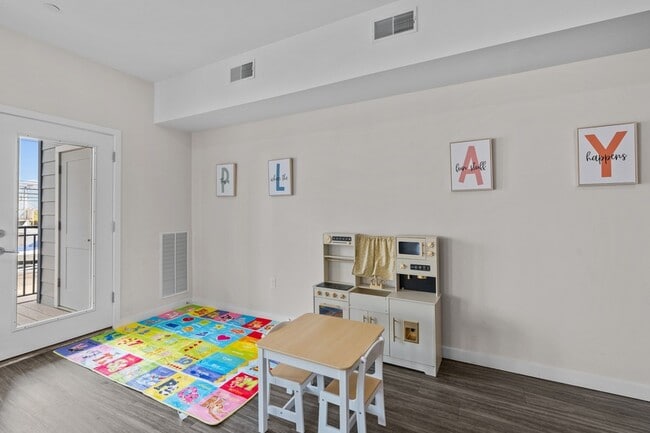 Photo - 71 Connecticut Ave Unit 204