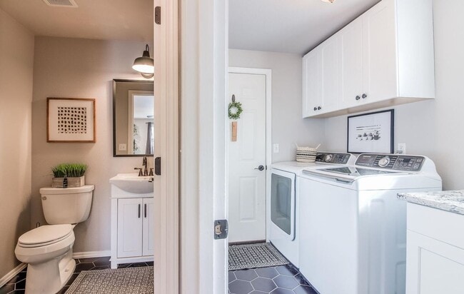 Photo - Elegant Remodeled Home in Moxee