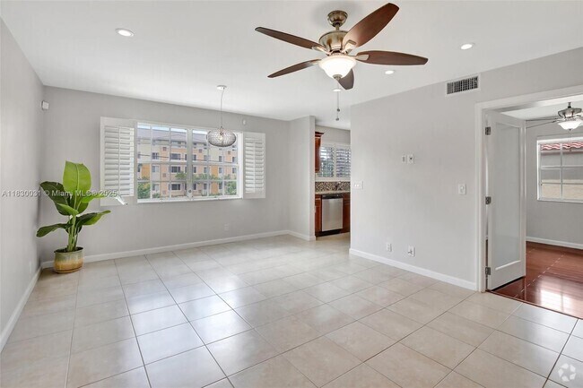 Building Photo - 8621 SW 5th St Unit 208 Rental
