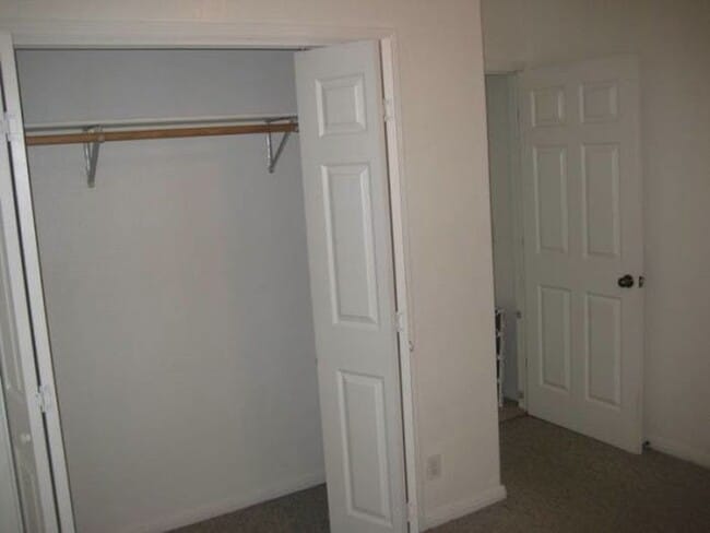 Photo - 106 Franklin Blvd Unidad B