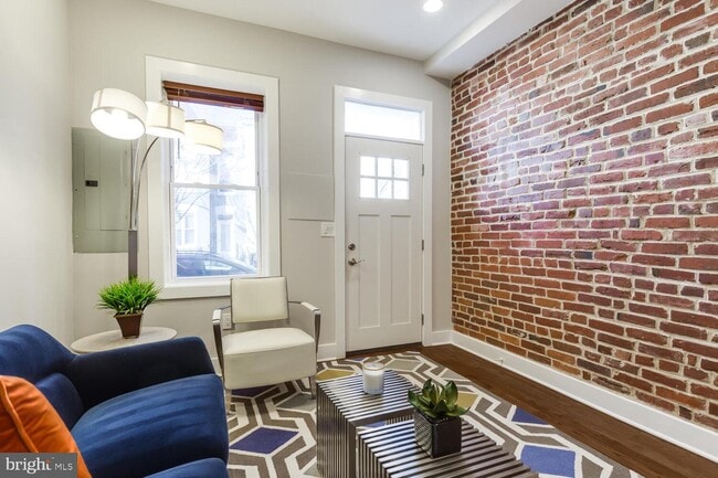 Building Photo - 30 Hanover Pl NW Unit 1