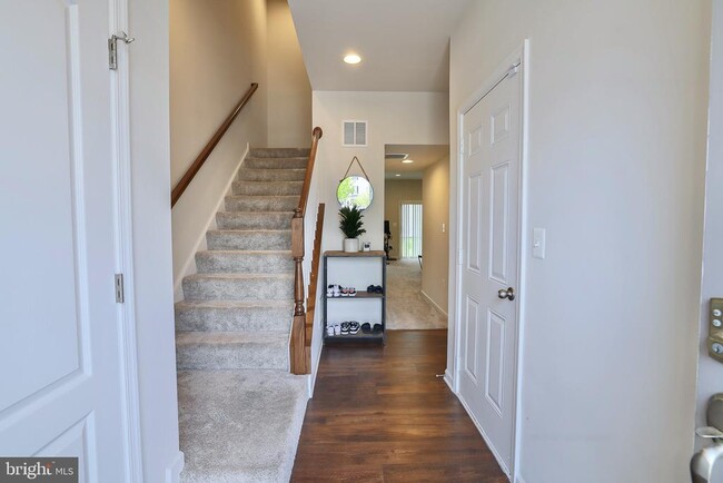 Photo - 7517 Van Allen Ln