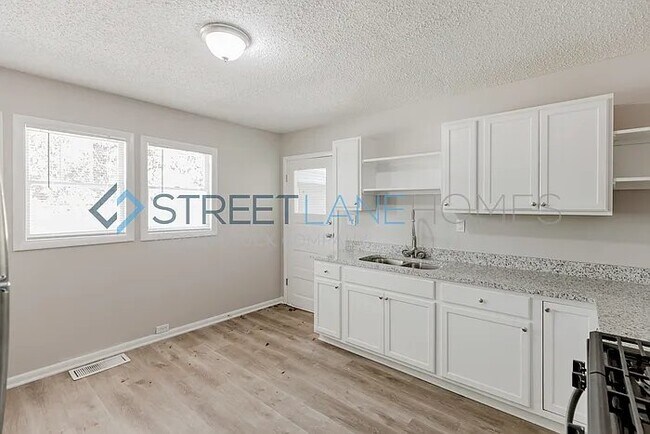 Photo - 842 Gene Reed Rd