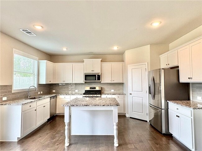 Photo - 6085 Bay Pt Cv