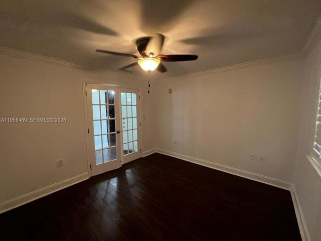 Photo - 4201 Glenmoor Dr Unit 4201