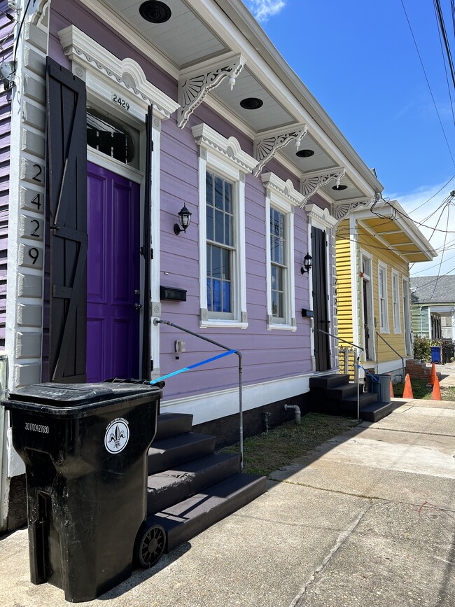Photo - 2427 S Robertson St