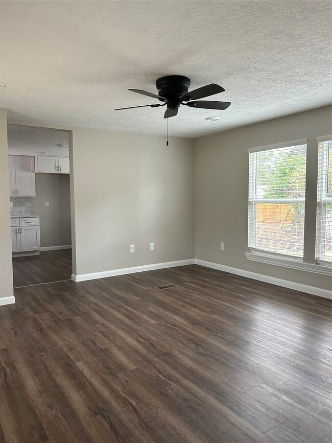 Photo - 29902 Kingbird Dr