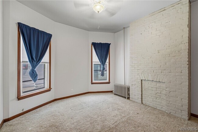 182 Lancaster Ave