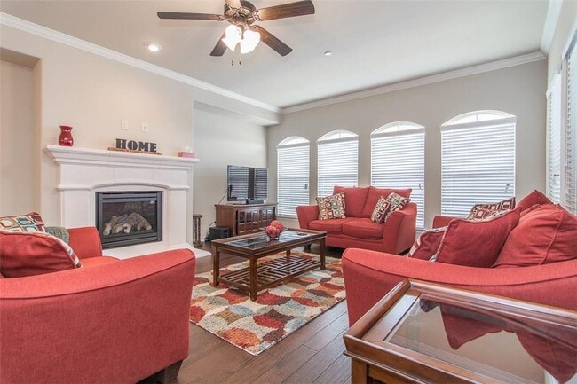 Photo - 4105 Comanche Dr