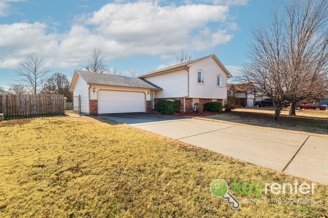Photo - Beautifully Updated 3-Bedroom Bi-Level Home Near Wichita – Cul-de-Sac Location