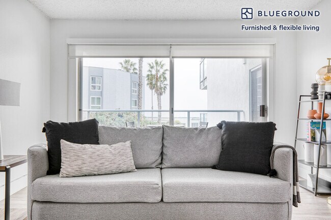 360 The Village Unit SI FL2-ID615