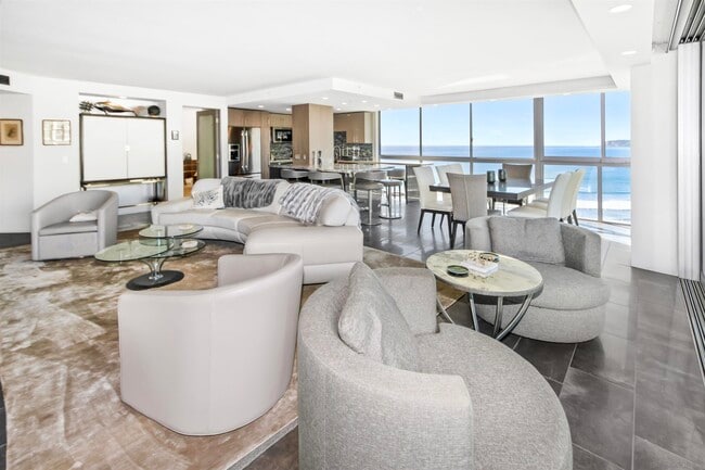 Photo - 1780 Avenida Del Mundo Unidad 904