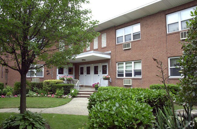 Jefferson Gardens Apartments For Rent in Wallington, NJ