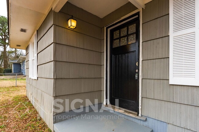 Photo - 1052 Apple St