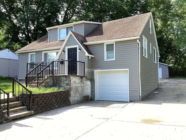 Photo - 1217 E South Ave