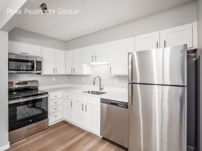 Photo - 7950 Harmill Dr