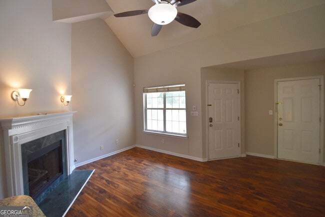 Photo - 115 S Fairfield Dr