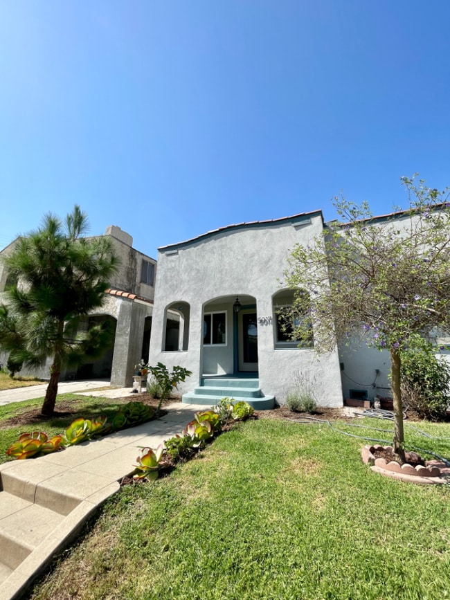 Photo - 5017 Edgewood Pl