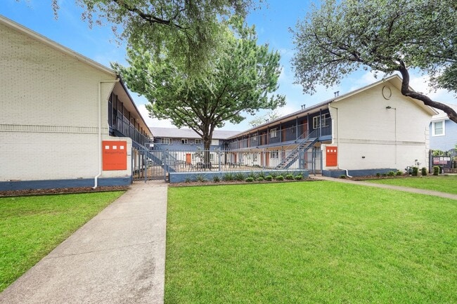 Photo - Reiger Park Apartments