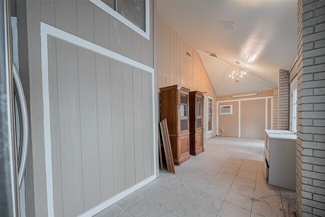 Photo - 4015 Black Locust Dr