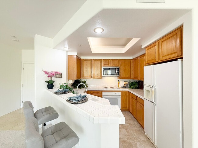 Photo - 144 S 3rd St Unidad 529