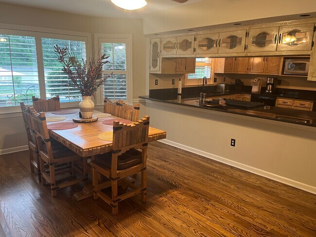 Photo - 3055 Ashmont Dr