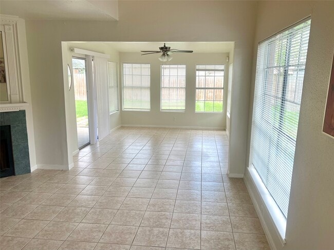 Photo - 11527 Chickwood Dr